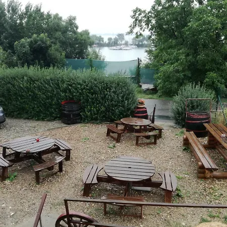 Gasthof Nad Jezerem Pavlov