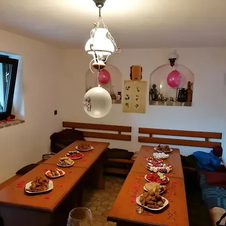 Nad Jezerem 3* Pavlov