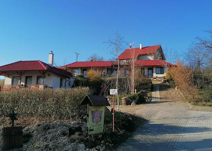 Nad Jezerem Penzion Pavlov