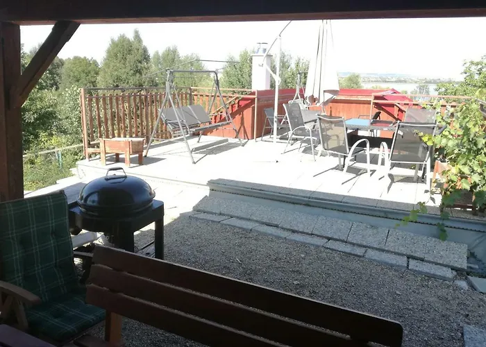 Nad Jezerem 3* Pavlov