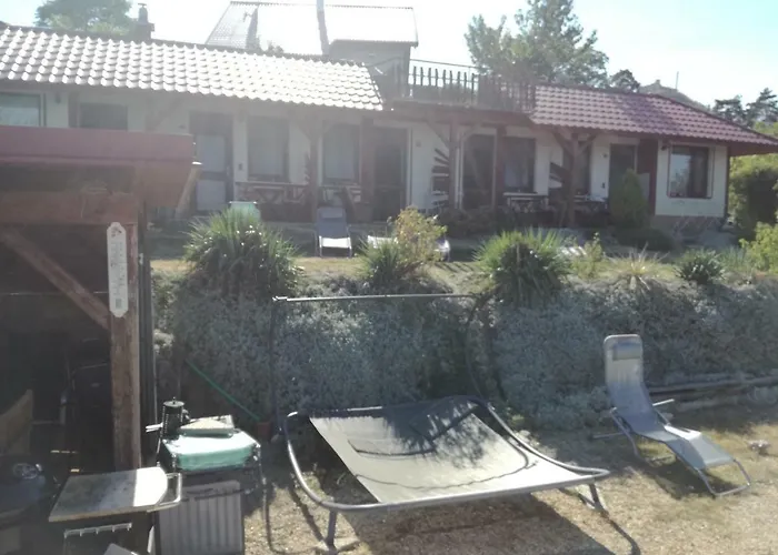 Nad Jezerem 3* Pavlov