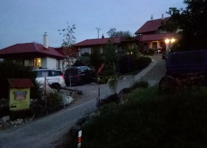 Nad Jezerem Pavlov