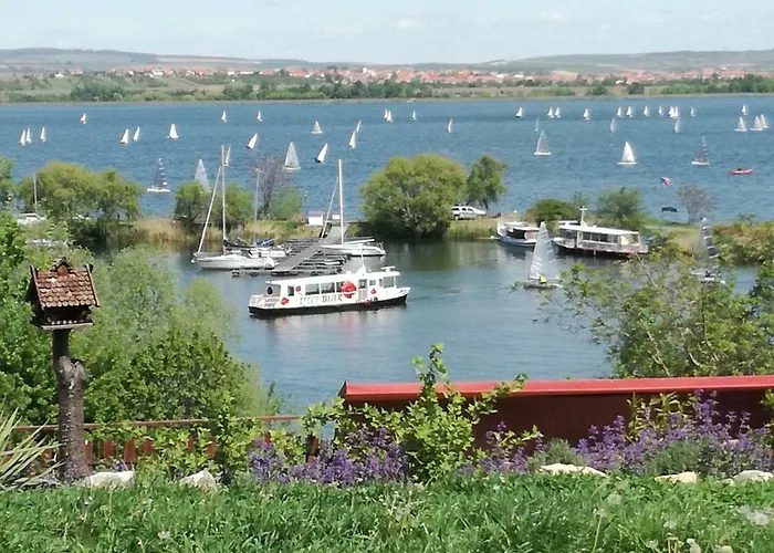 Nad Jezerem Penzion