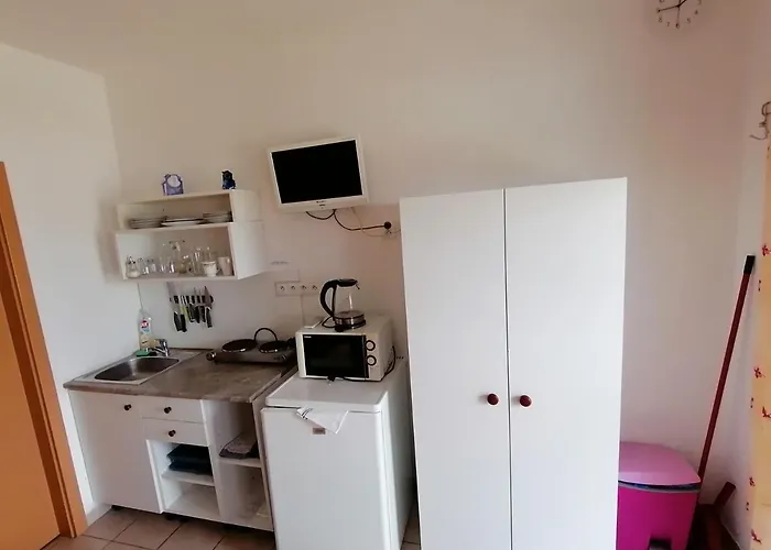 Nad Jezerem 3* Pavlov